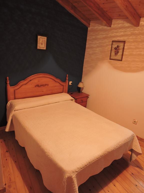 Ablanera 2 Guest House Onís Eksteriør bilde