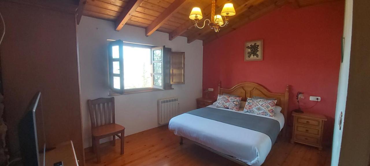 Ablanera 2 Guest House Onís Eksteriør bilde